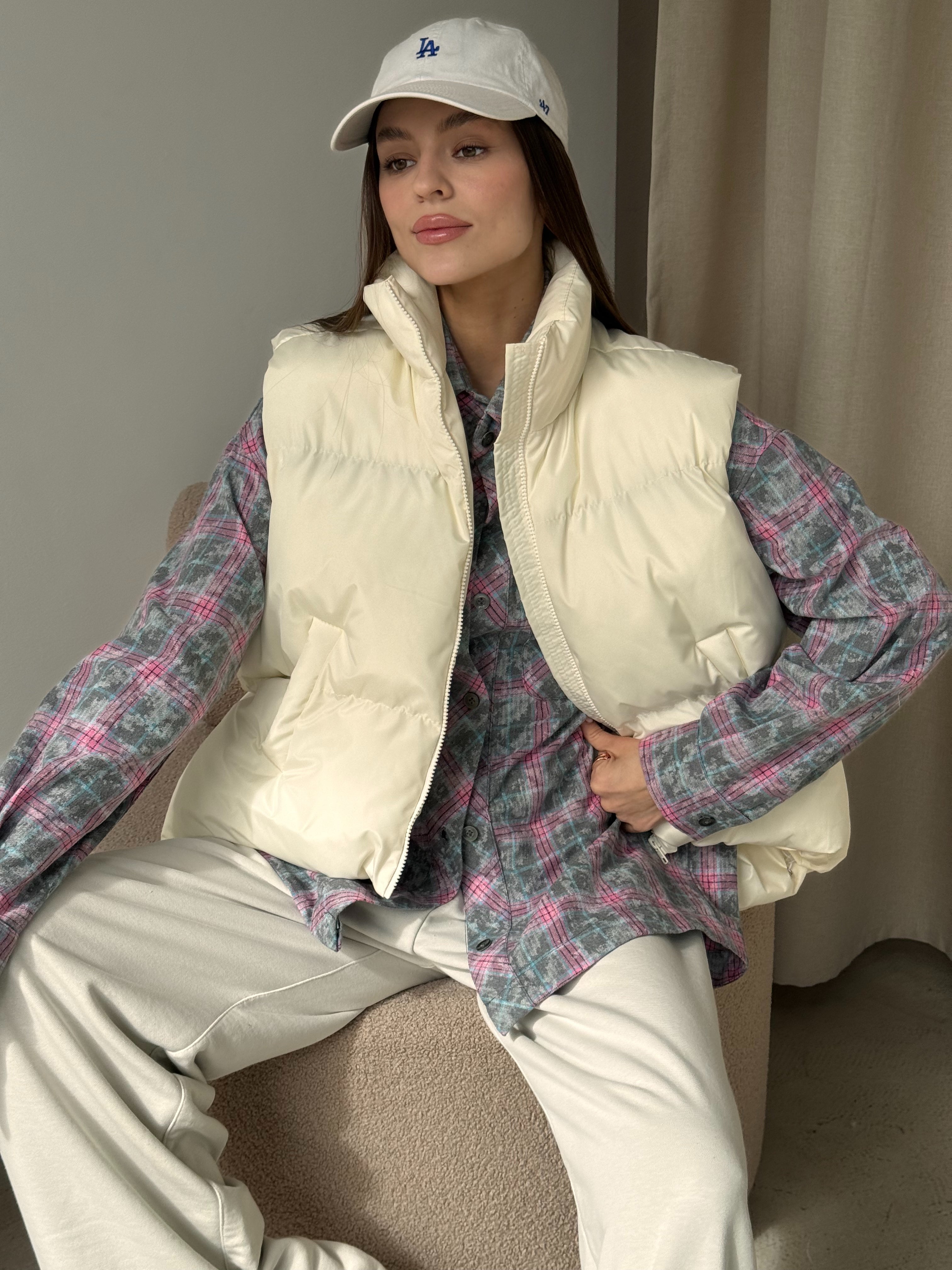 Жилетка Flow молочна