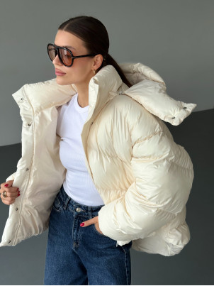 Пуховик V-Line oversize молочний